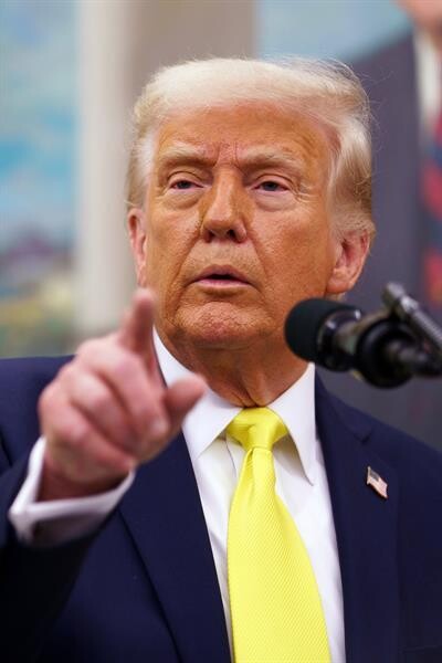 Trump Appeals to Lift Ban on Migrant Expulsions